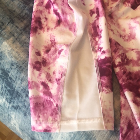 JUICY COUTURE cropped leggings size large - Picture 6 of 10